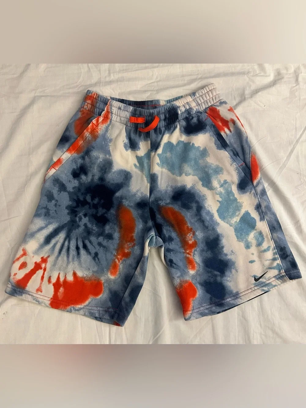 Nike Big Kids Tie-Dye Shorts Habanero Red Size XL